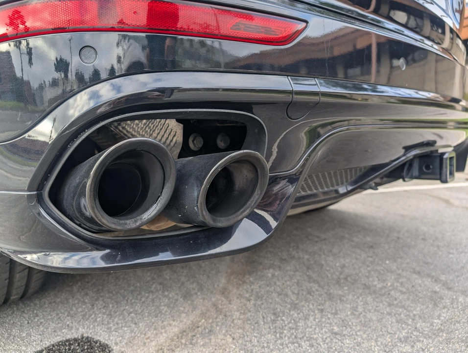 2016 Porsche 958 Cayenne GTS - Image 15 of 31