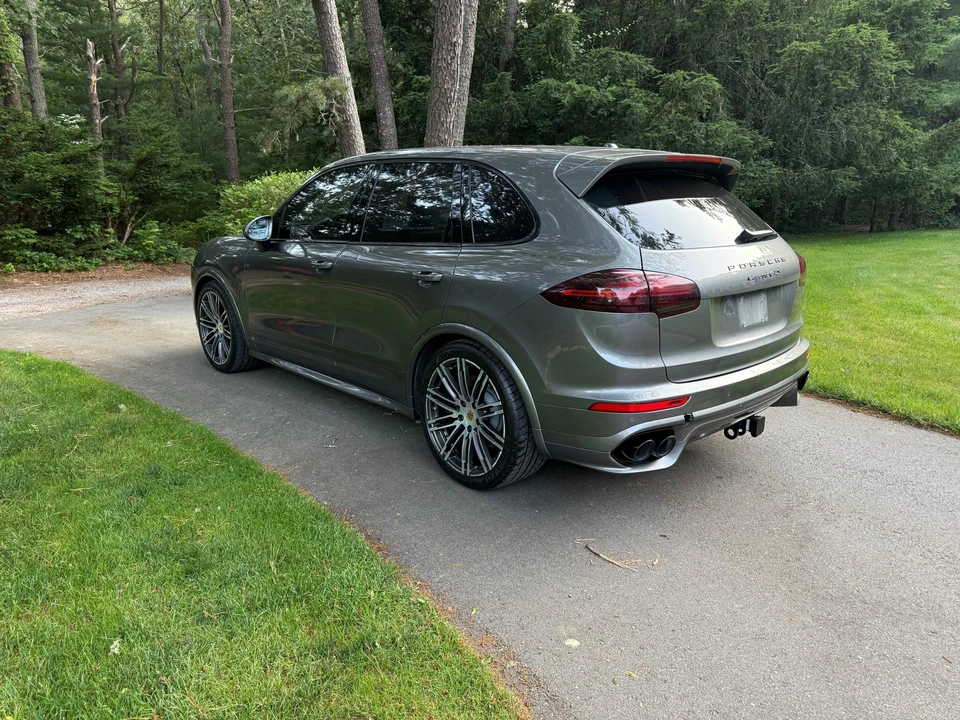 2016 Porsche 958 Cayenne GTS - Image 18 of 31