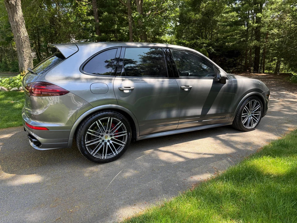 2016 Porsche 958 Cayenne GTS - Image 24 of 31