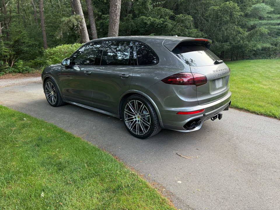 2016 Porsche 958 Cayenne GTS - Image 16 of 31