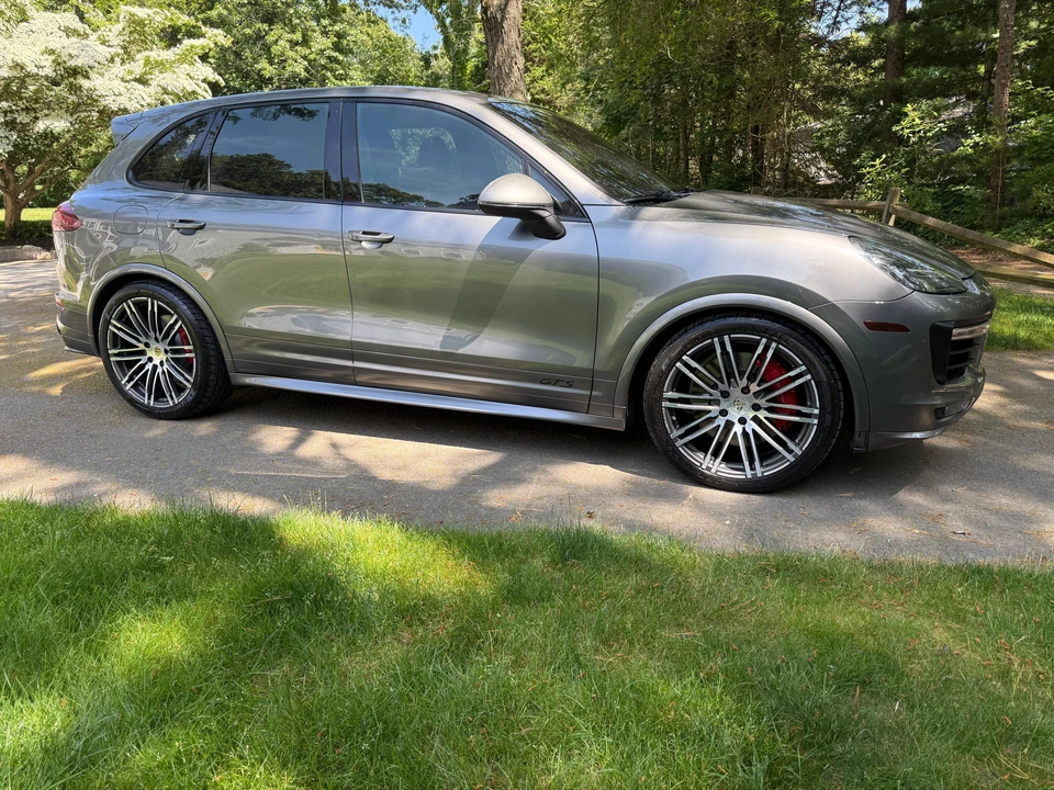 2016 Porsche 958 Cayenne GTS - Image 27 of 31