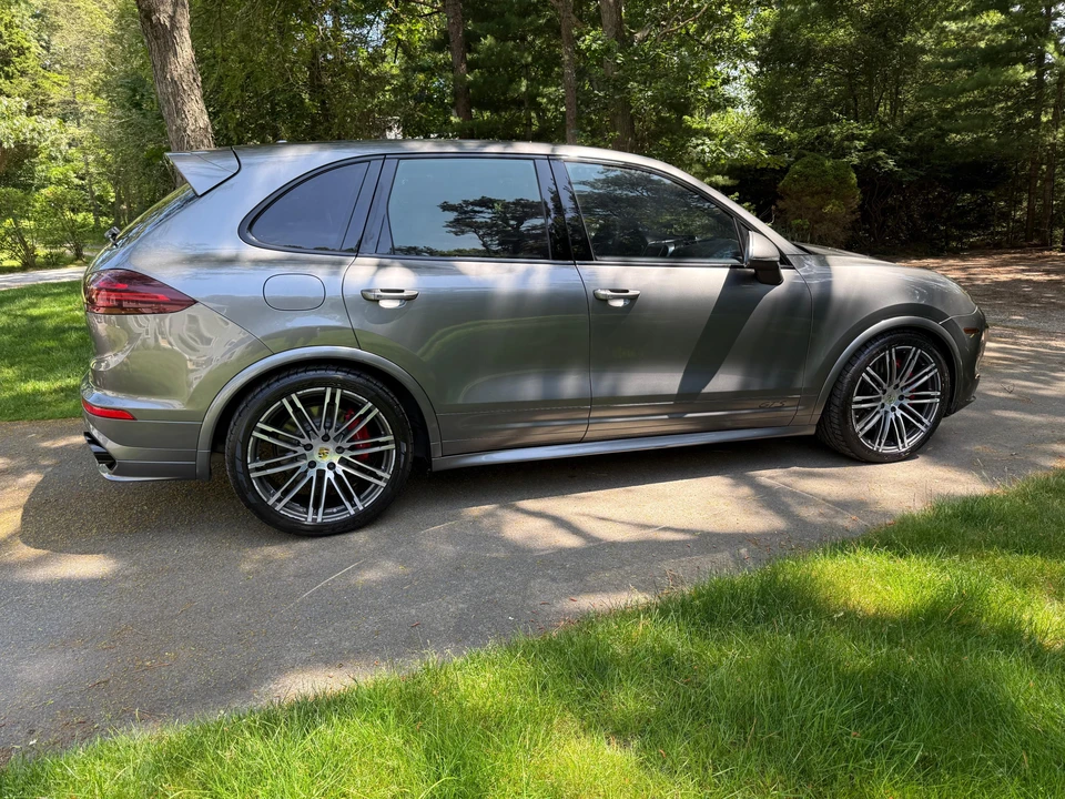 2016 Porsche 958 Cayenne GTS - Image 25 of 31