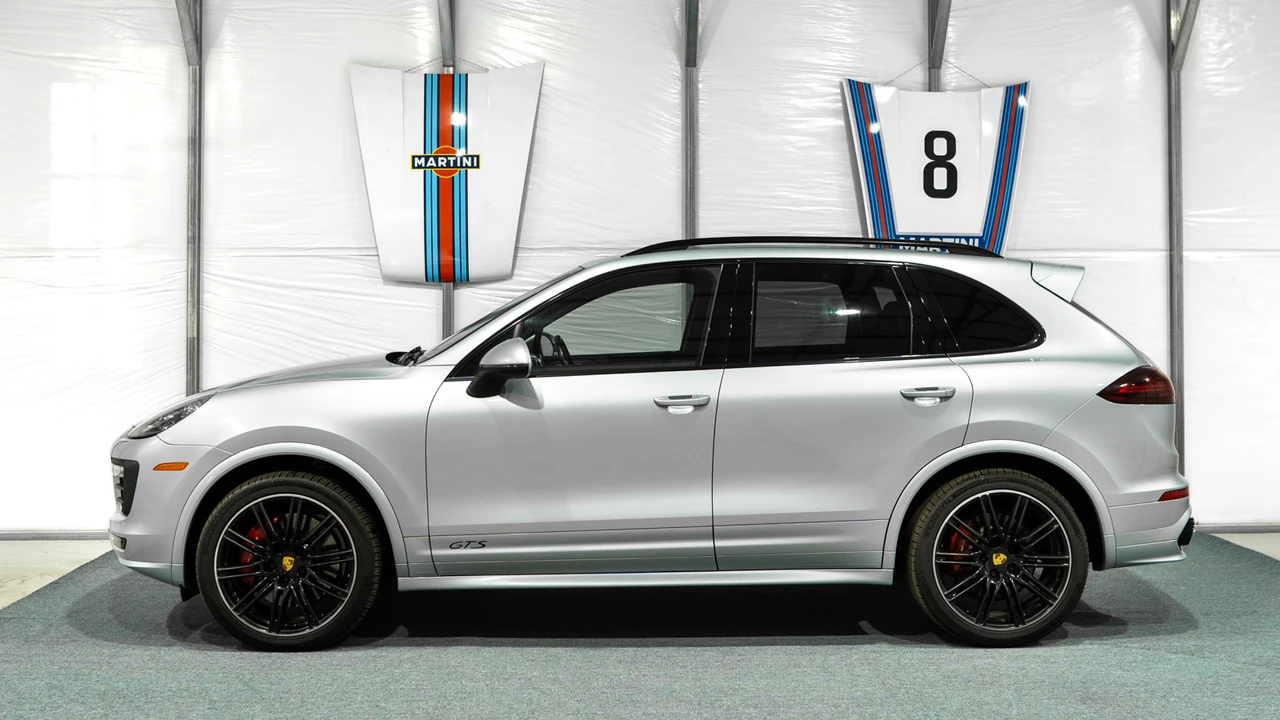 2016 Porsche 958 Cayenne GTS - Image 30 of 31