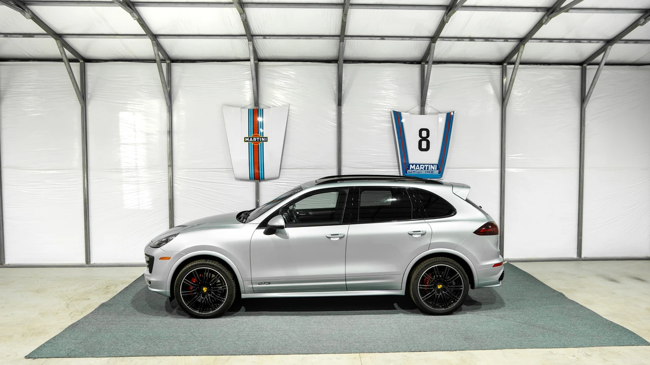 2016 Porsche 958 Cayenne GTS - Image 28 of 31