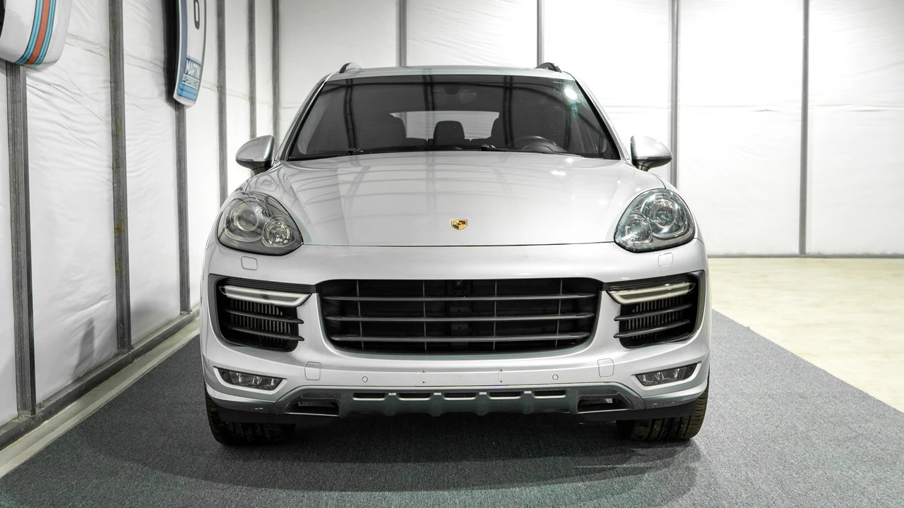 2016 Porsche 958 Cayenne GTS - Image 15 of 31