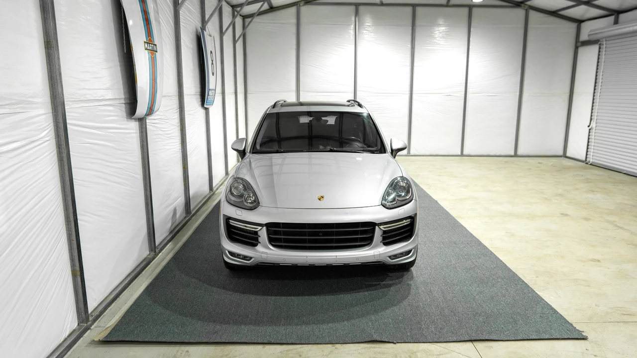 2016 Porsche 958 Cayenne GTS - Image 11 of 31