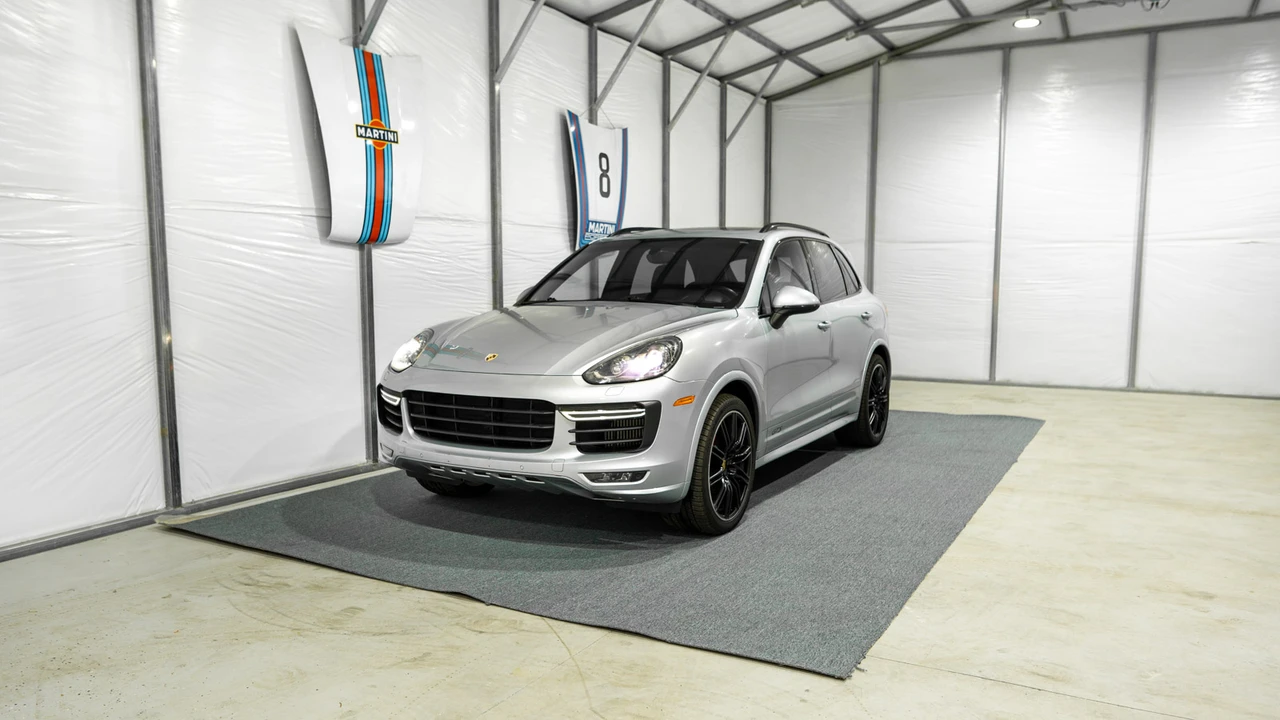 2016 Porsche 958 Cayenne GTS - Image 8 of 31