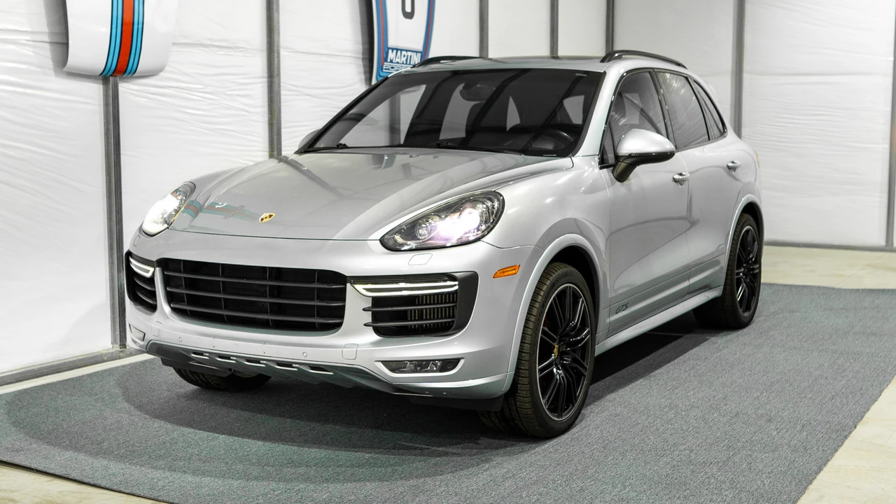 2016 Porsche 958 Cayenne GTS - Image 9 of 31