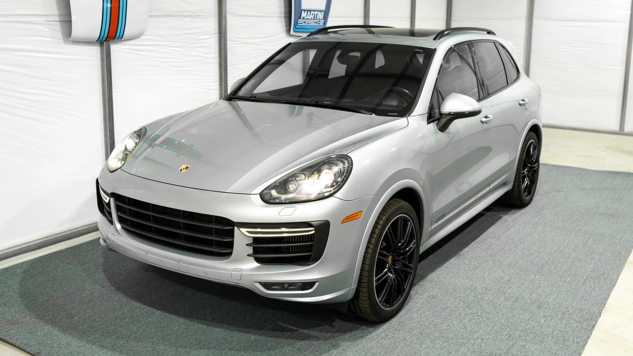 2016 Porsche 958 Cayenne GTS - Image 7 of 31
