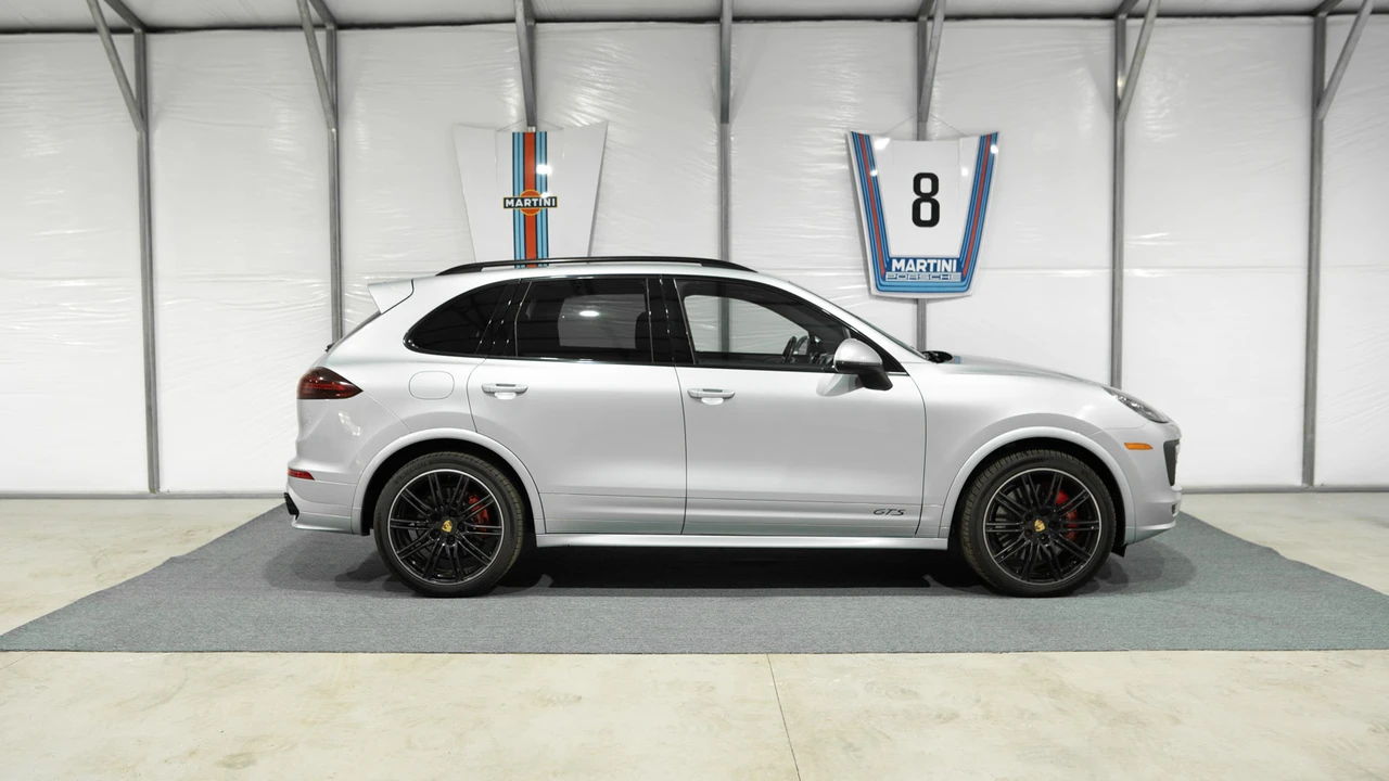 2016 Porsche 958 Cayenne GTS - Image 19 of 31