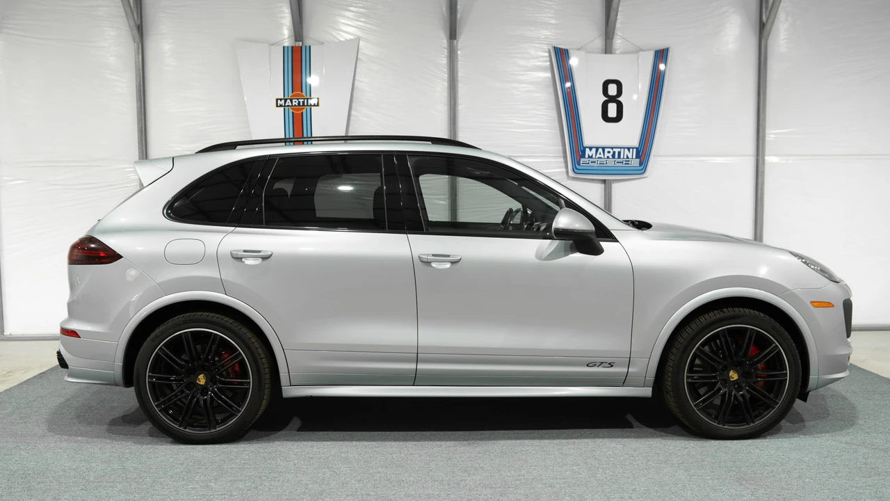 2016 Porsche 958 Cayenne GTS - Image 18 of 31