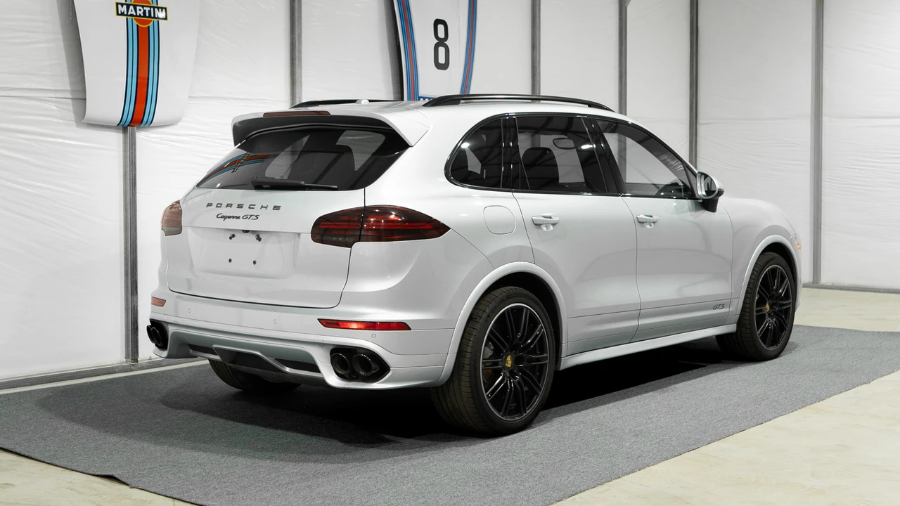 2016 Porsche 958 Cayenne GTS - Image 23 of 31