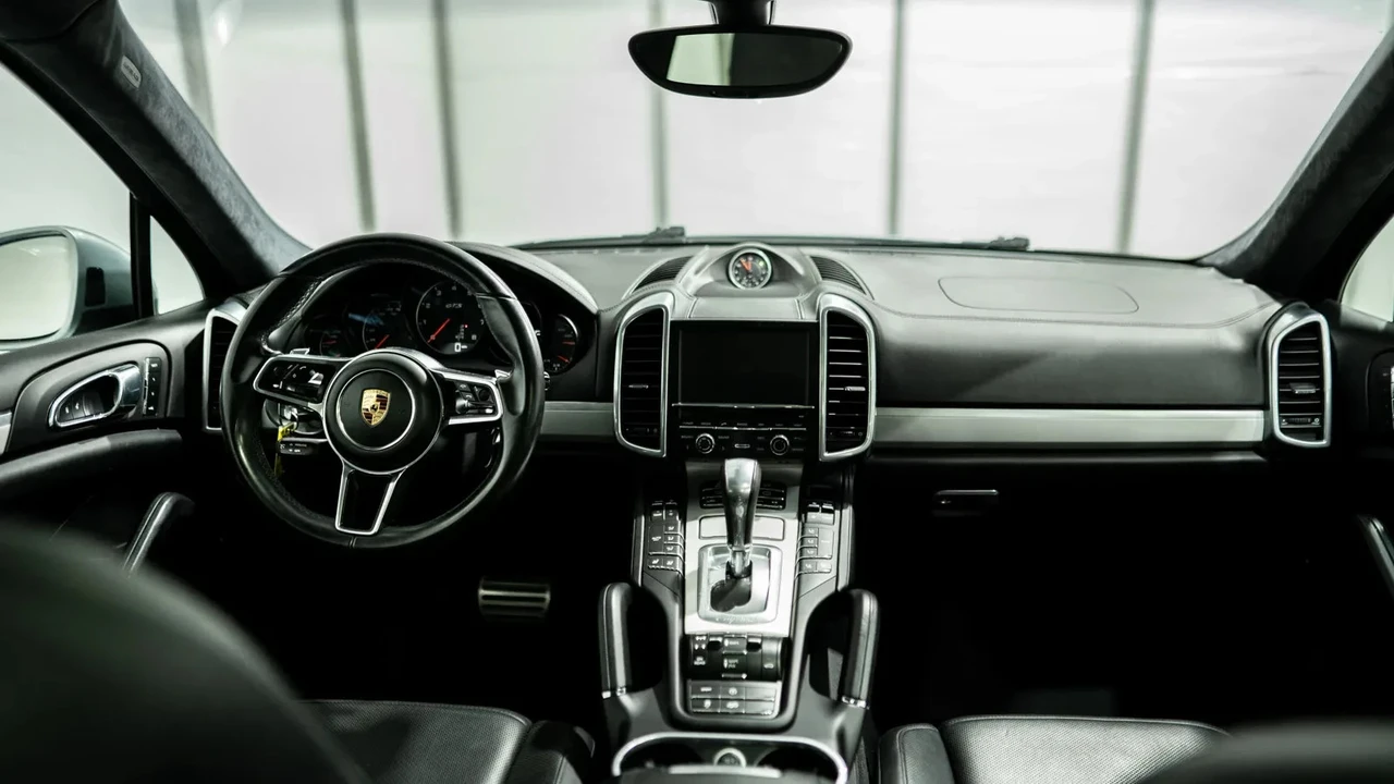 2016 Porsche 958 Cayenne GTS - Image 13 of 14