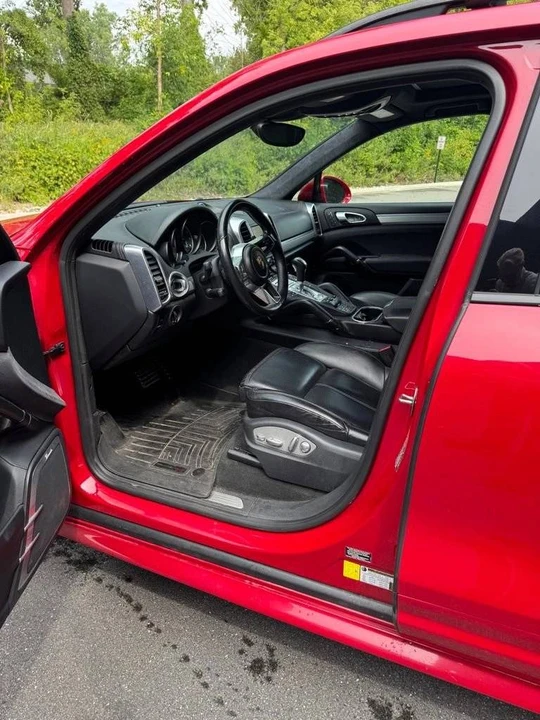 2016 Porsche 958 Cayenne GTS - Image 5 of 5