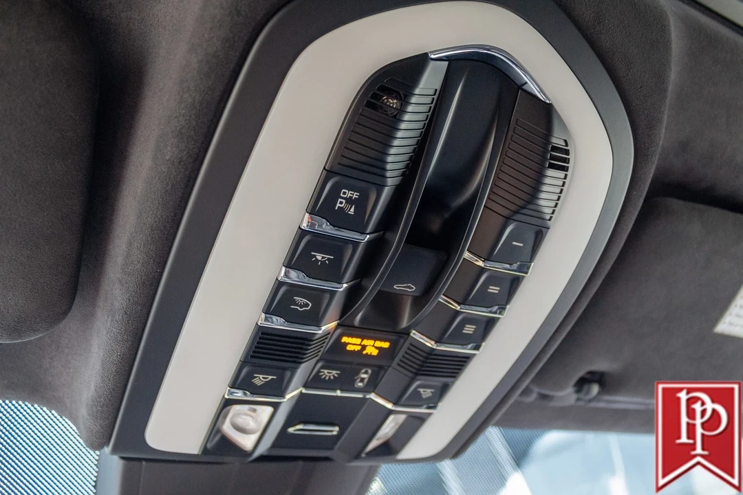 2016 Porsche 958 Cayenne GTS - Image 17 of 21