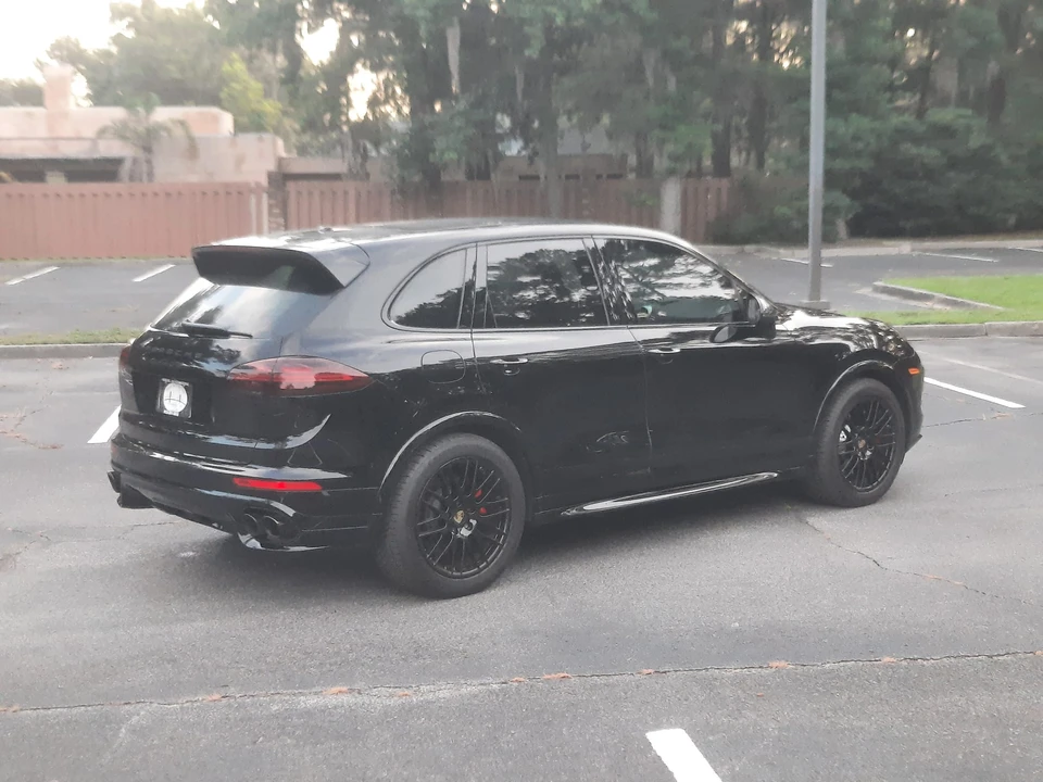 2016 Porsche 958 Cayenne GTS - Image 22 of 31
