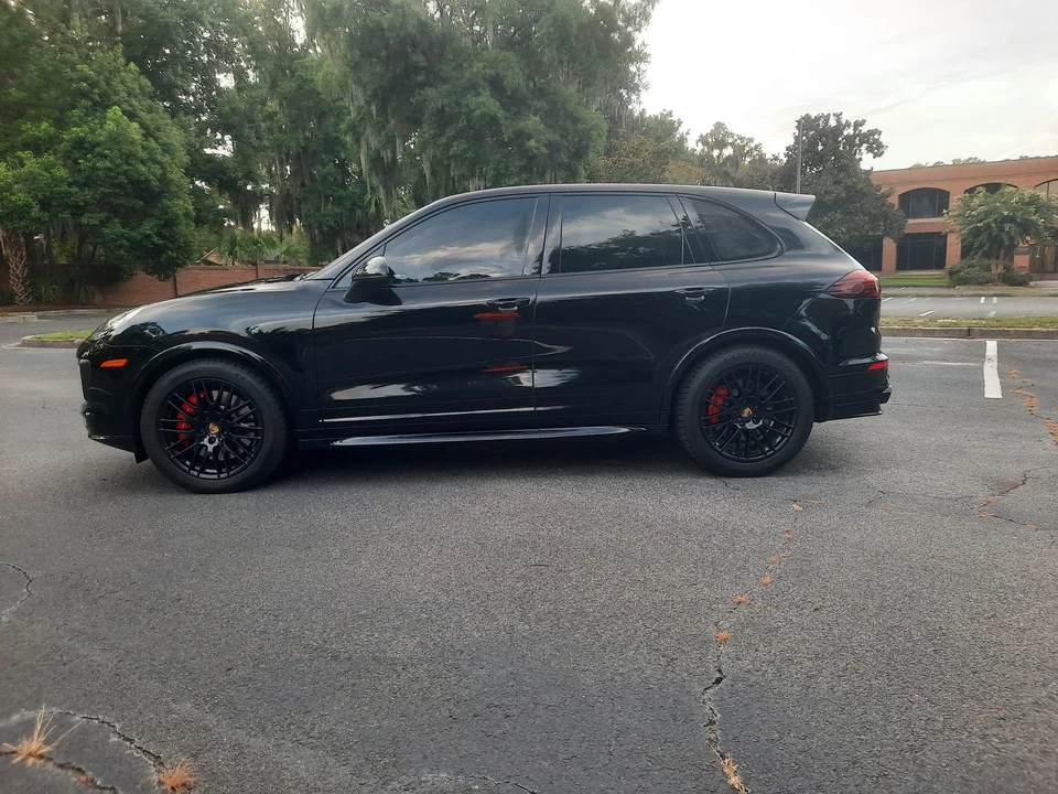 2016 Porsche 958 Cayenne GTS - Image 9 of 31
