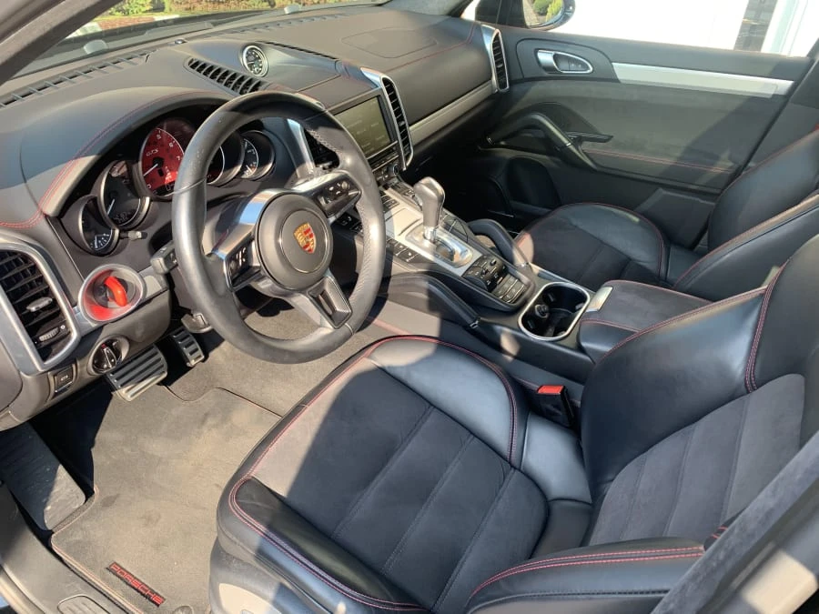 2016 Porsche 958 Cayenne GTS - Image 4 of 8