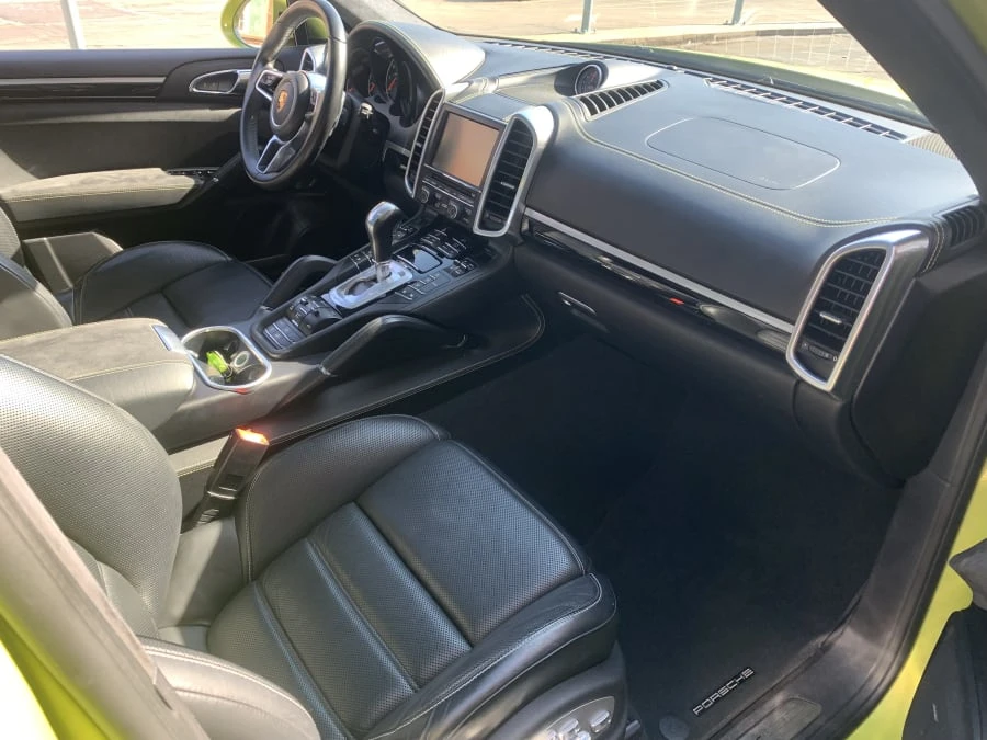2016 Porsche 958 Cayenne GTS - Image 6 of 9