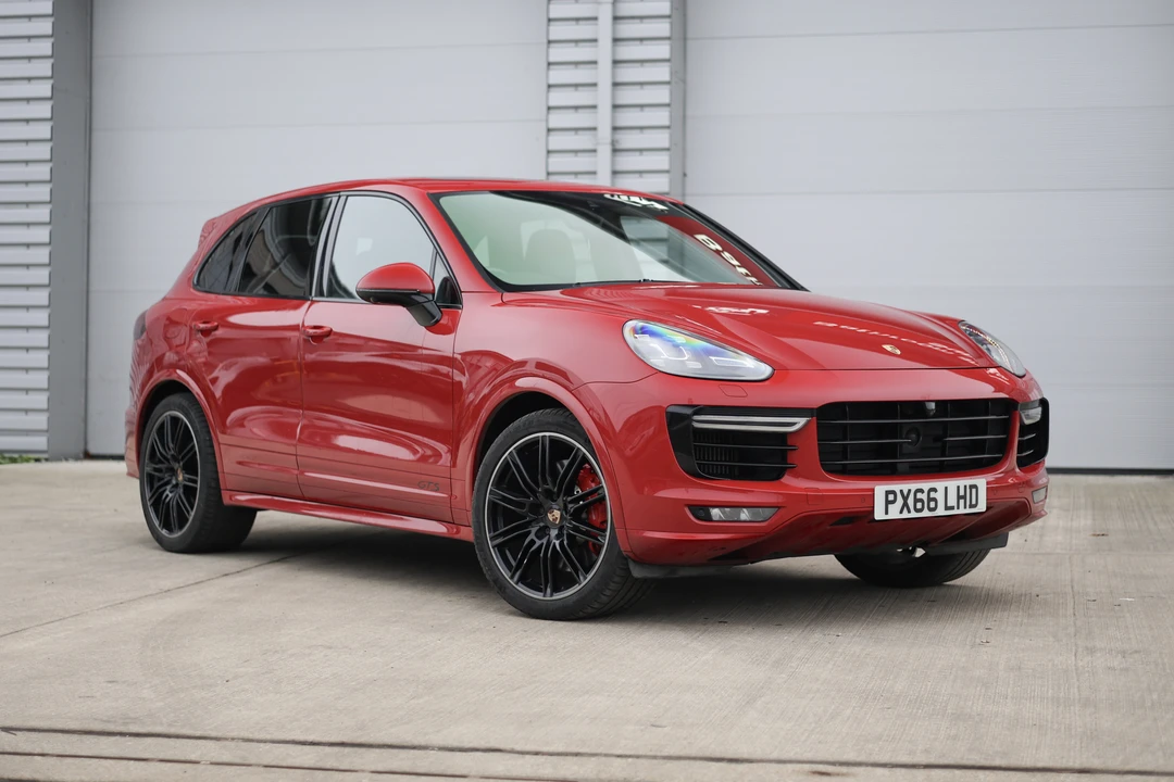 2016 Porsche 958 Cayenne GTS - Image 10 of 31