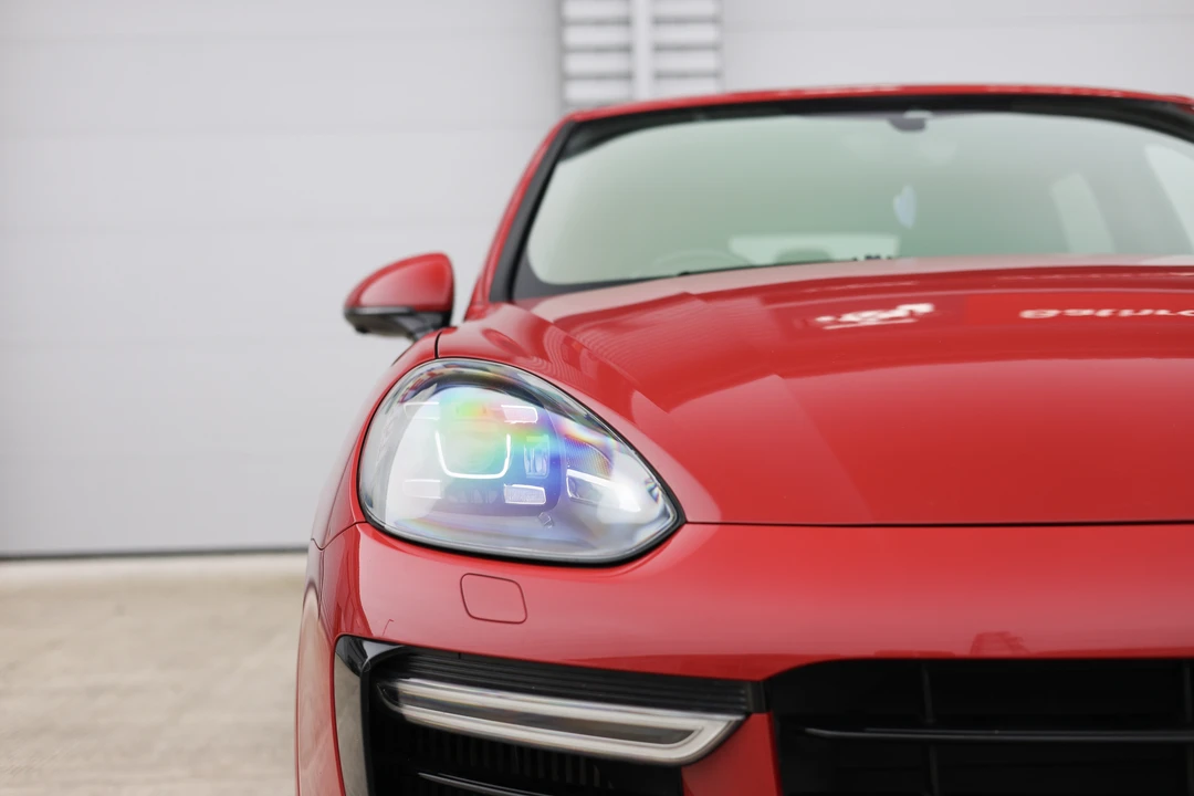 2016 Porsche 958 Cayenne GTS - Image 16 of 31
