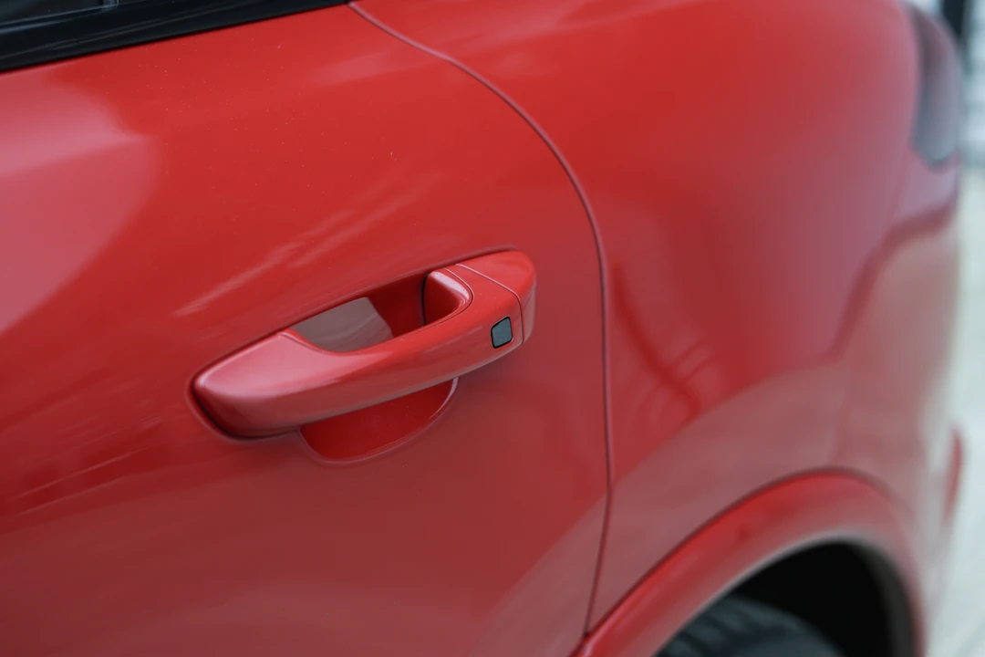 2016 Porsche 958 Cayenne GTS - Image 28 of 31