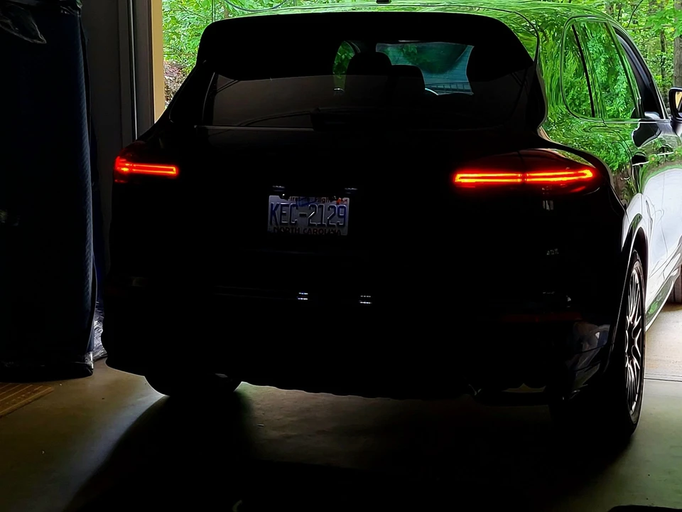 2016 Porsche 958 Cayenne GTS - Image 7 of 8