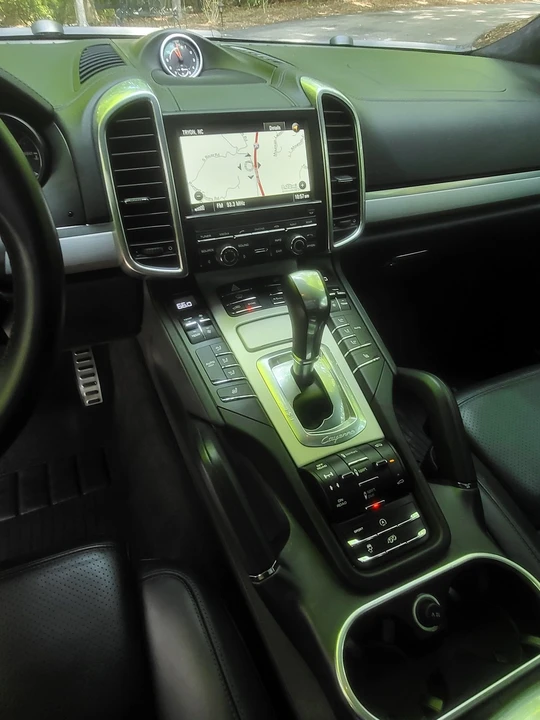 2016 Porsche 958 Cayenne GTS - Image 8 of 8