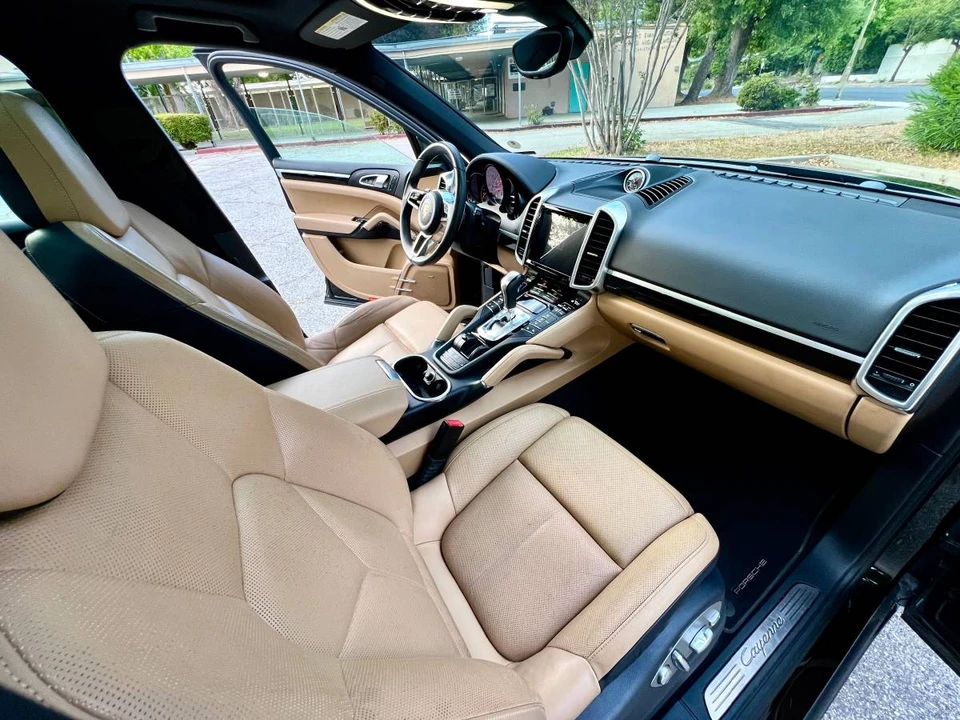 2016 Porsche 958 Cayenne - Image 21 of 24