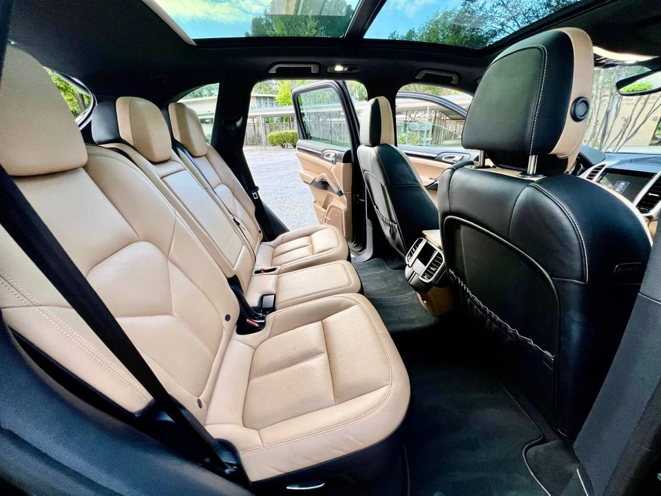 2016 Porsche 958 Cayenne - Image 14 of 24