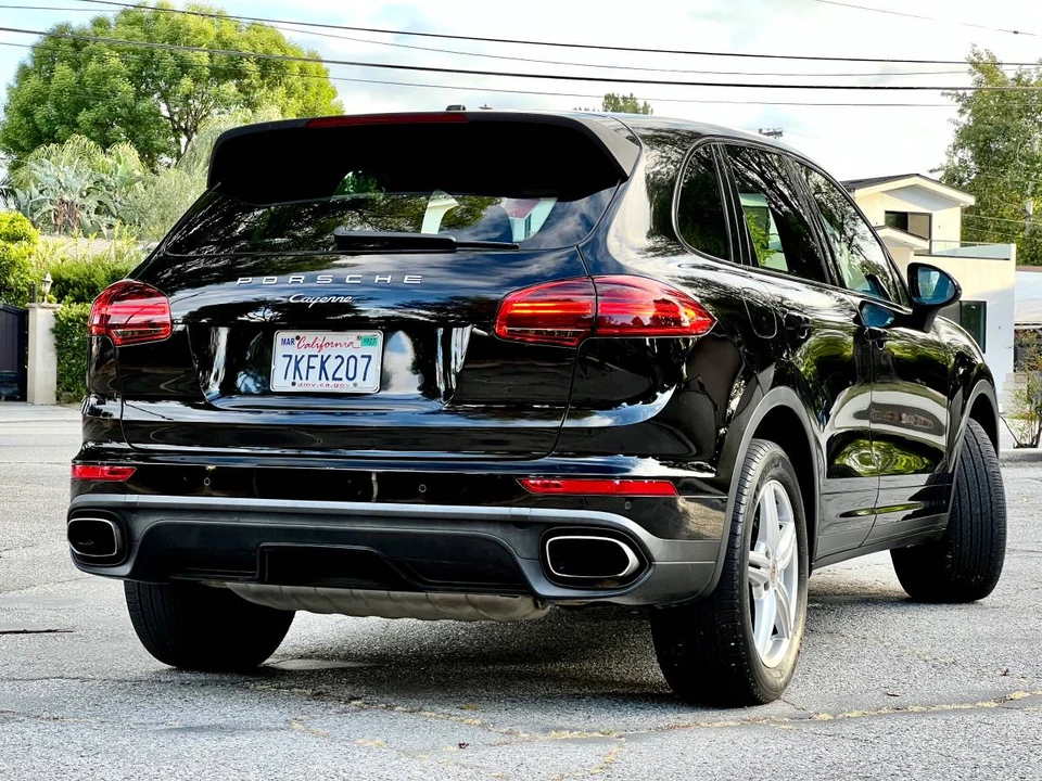 2016 Porsche 958 Cayenne - Image 22 of 24