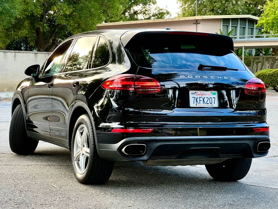 2016 Porsche 958 Cayenne - Image 5 of 24