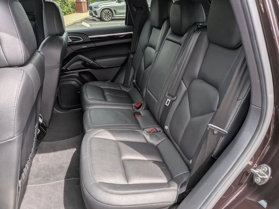 2016 Porsche 958 Cayenne - Image 9 of 13