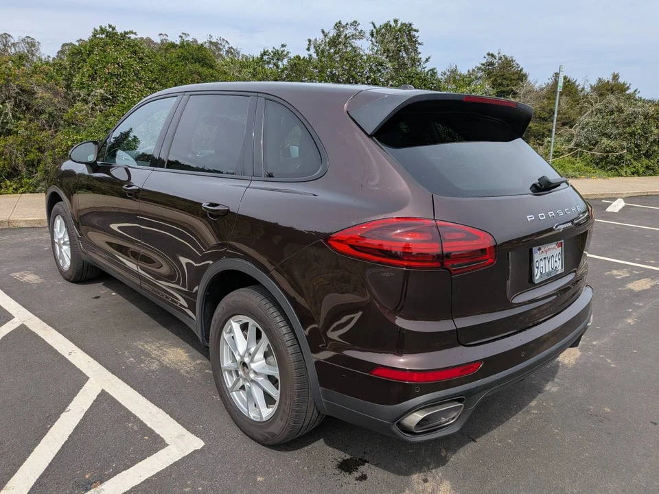 2016 Porsche 958 Cayenne - Image 4 of 14