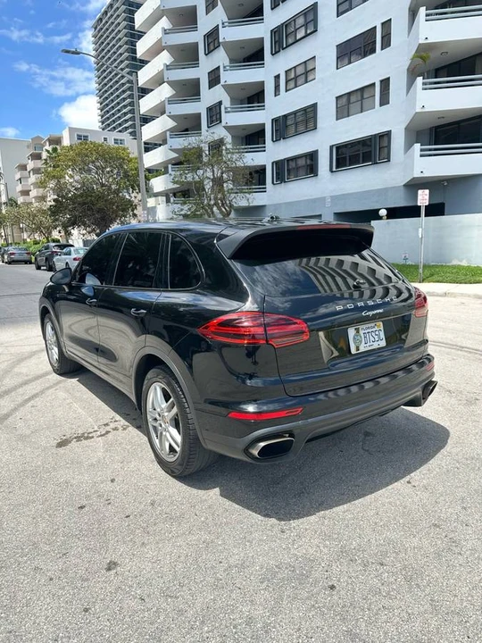 2016 Porsche 958 Cayenne - Image 7 of 10