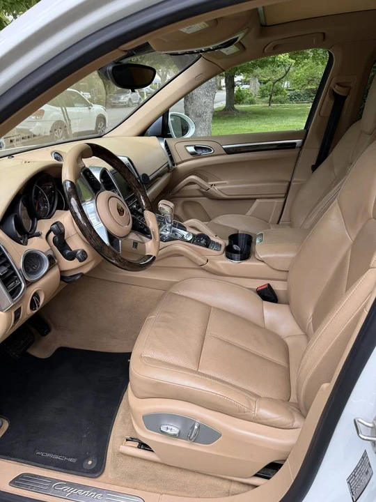 2016 Porsche 958 Cayenne - Image 7 of 11