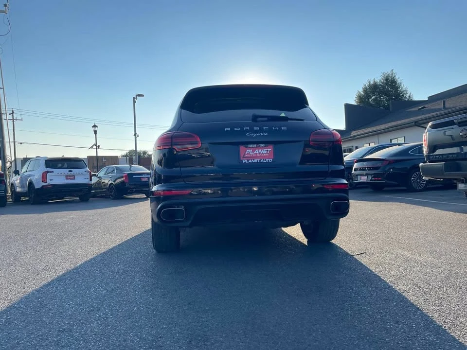 2016 Porsche 958 Cayenne - Image 10 of 20