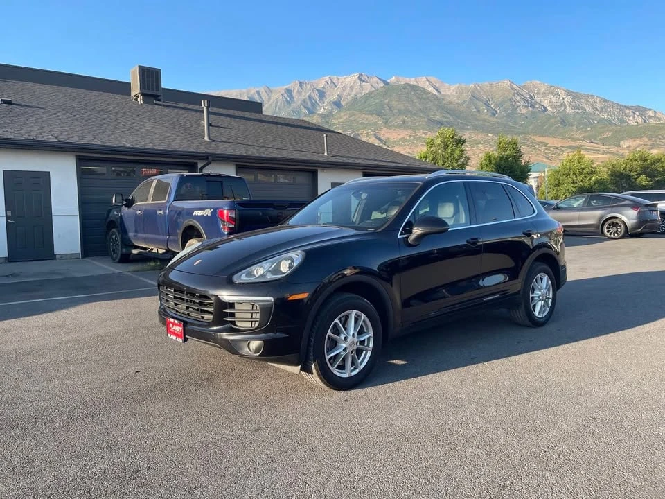 2016 Porsche 958 Cayenne - Image 2 of 20