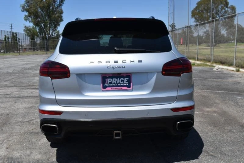 2016 Porsche 958 Cayenne - Image 3 of 20