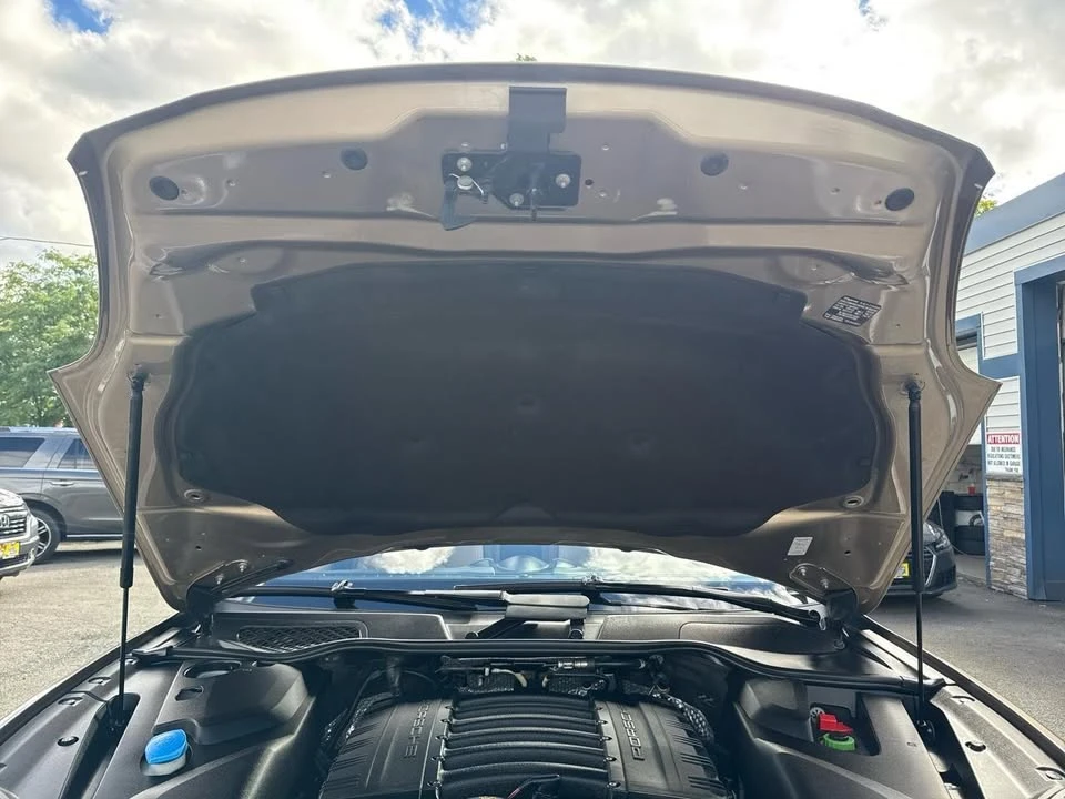 2016 Porsche 958 Cayenne - Image 19 of 20