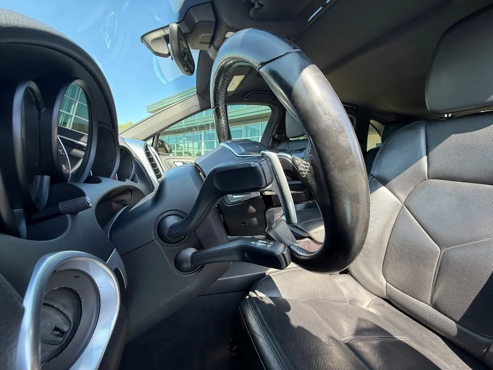2016 Porsche 958 Cayenne - Image 9 of 20