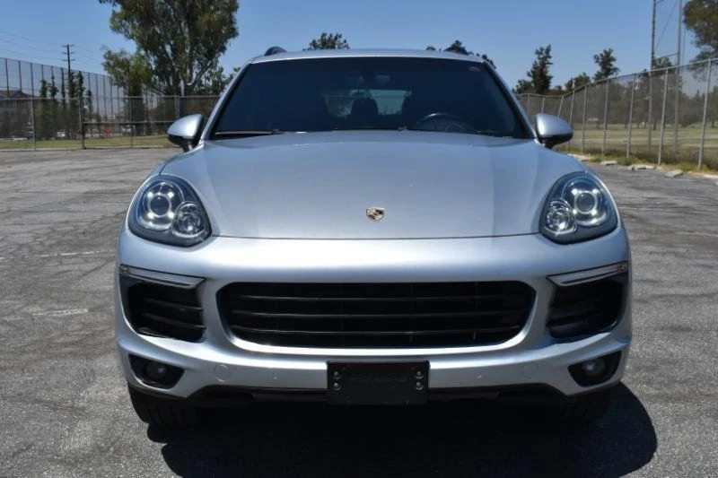 2016 Porsche 958 Cayenne - Image 6 of 20