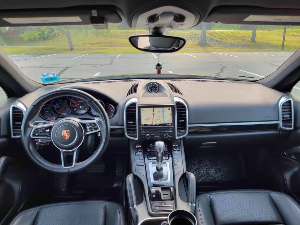 2016 Porsche 958 Cayenne - Image 6 of 9