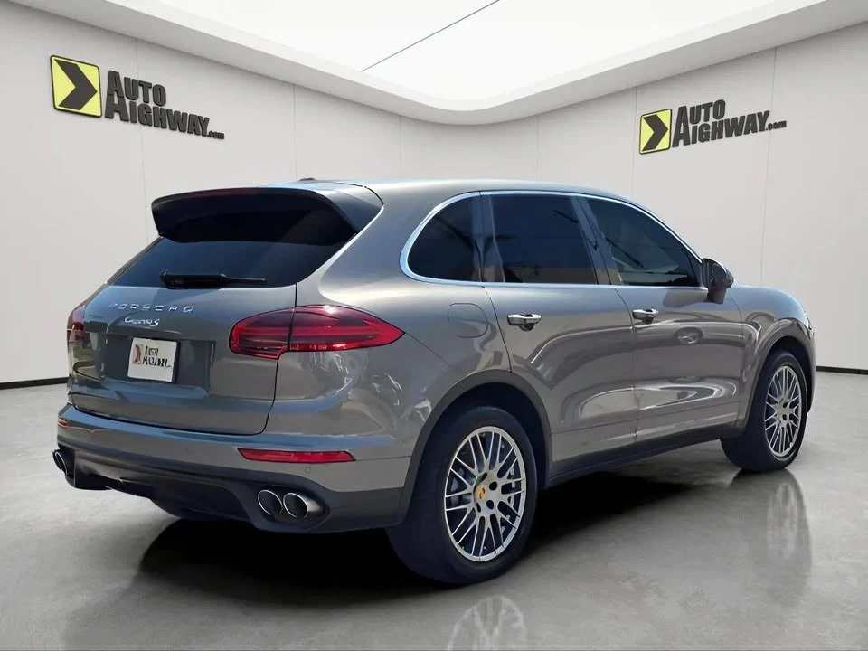2016 Porsche 958 Cayenne - Image 3 of 20