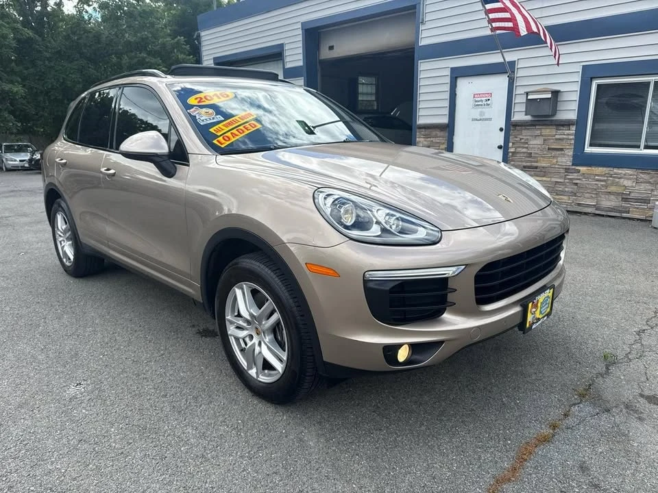2016 Porsche 958 Cayenne - Image 8 of 20