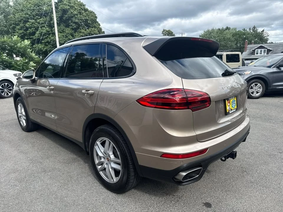2016 Porsche 958 Cayenne - Image 6 of 20