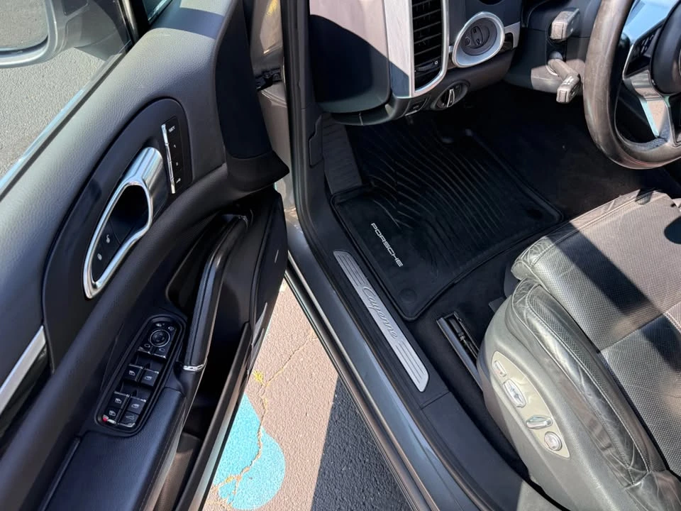 2016 Porsche 958 Cayenne - Image 7 of 20