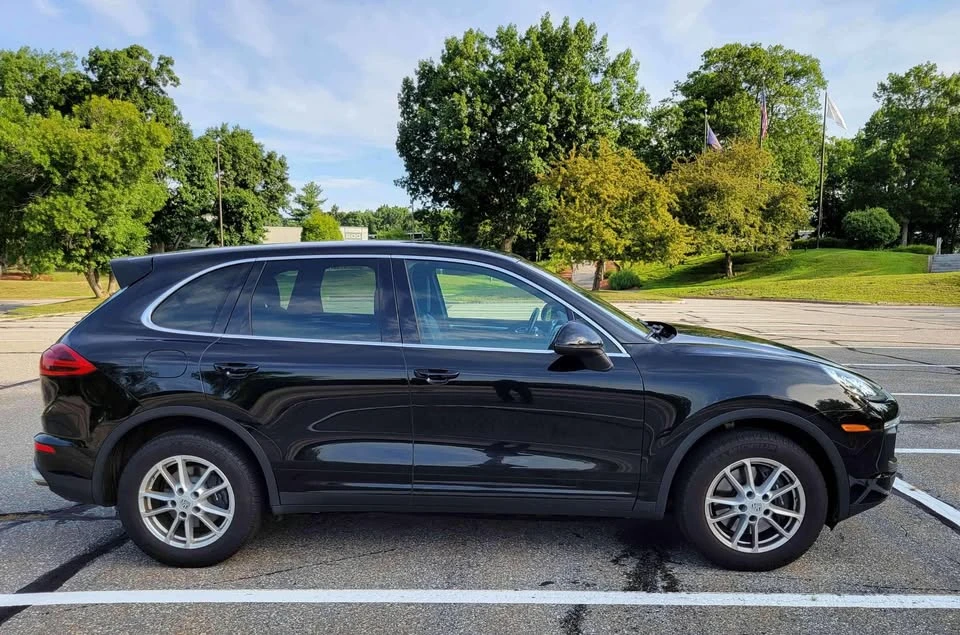 2016 Porsche 958 Cayenne - Image 5 of 9