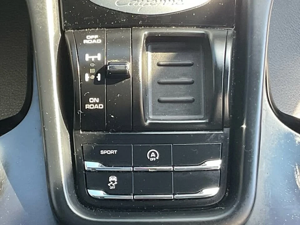 2016 Porsche 958 Cayenne - Image 18 of 20