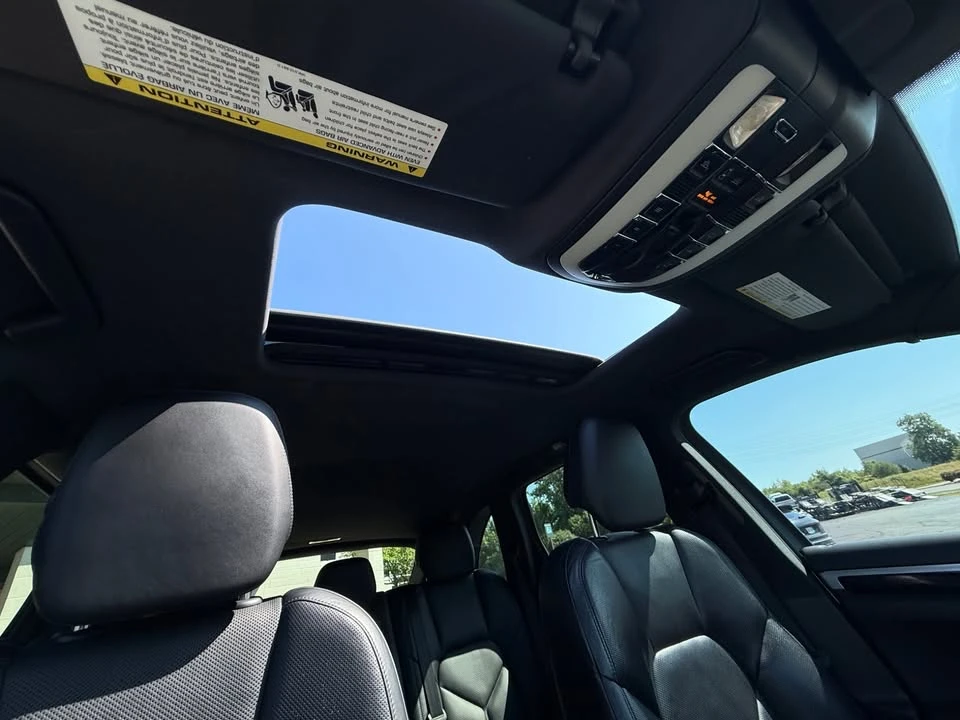 2016 Porsche 958 Cayenne - Image 16 of 20